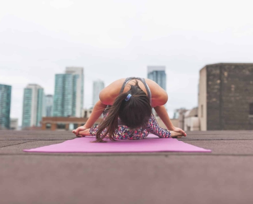 Titelbild Yogawege Blogpost: Durchdrehen - Durchatmen